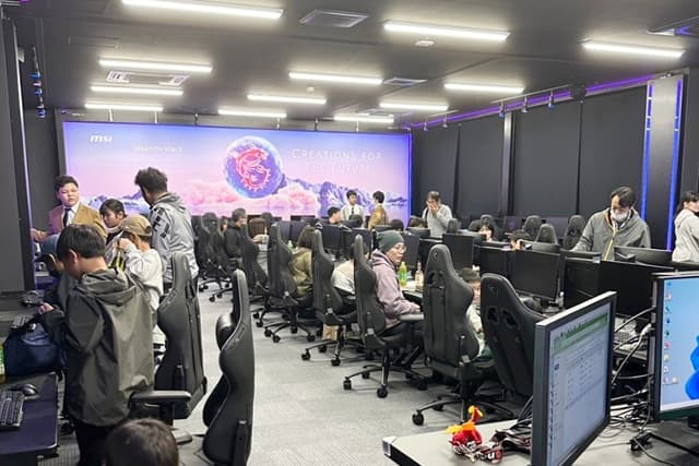 滋賀学園で子どもらデジタル体験