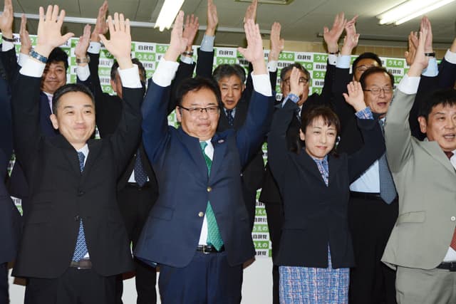 逆風乗り越え、上野氏6期目へ 衆院選・滋賀2区