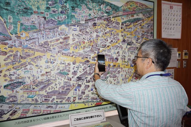 八日市コミセンふるさと絵屏風と昭和の風景写真