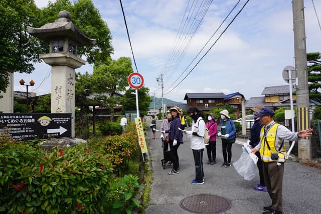 ごみを拾って中山道を観光