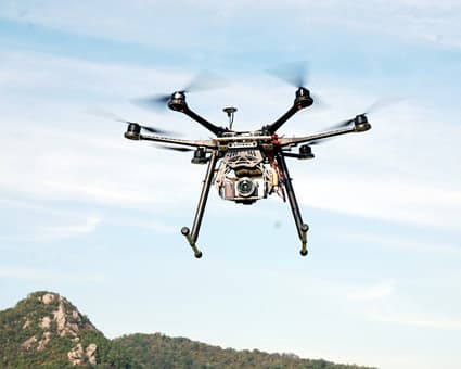 空からの記念写真いかが?運動会などで人文字