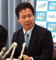 小鑓氏が知事選へ正式に出馬表明