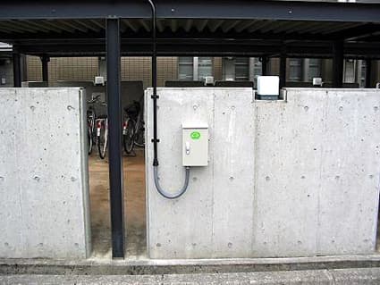 県がEV充電設備10カ所設置 スタンド型とコンセント型の2種類