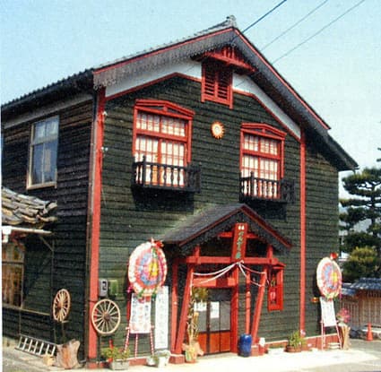 「文化で滋賀を元気に!賞」余呉べんがら座の横山義淳氏に