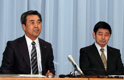 県議会議長佐野高典氏に