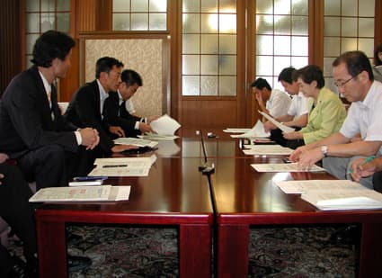 滋賀県選出の民主国会議員