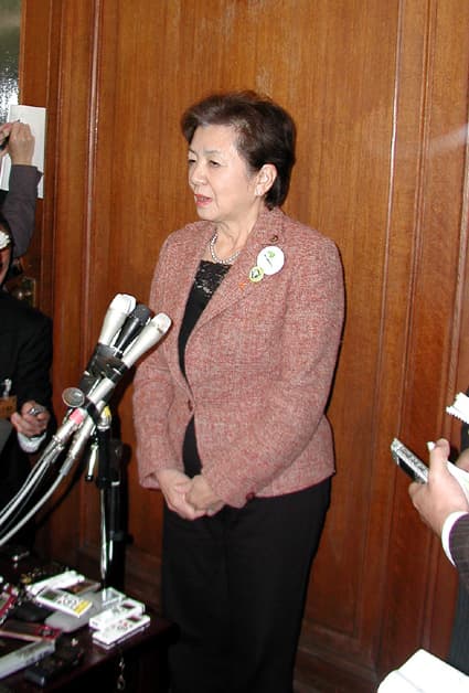 嘉田知事が新党目指す 脱原発で第4極結集へ