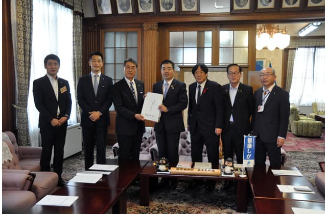 県町村会 来年度県予算・施策に関する要望提出