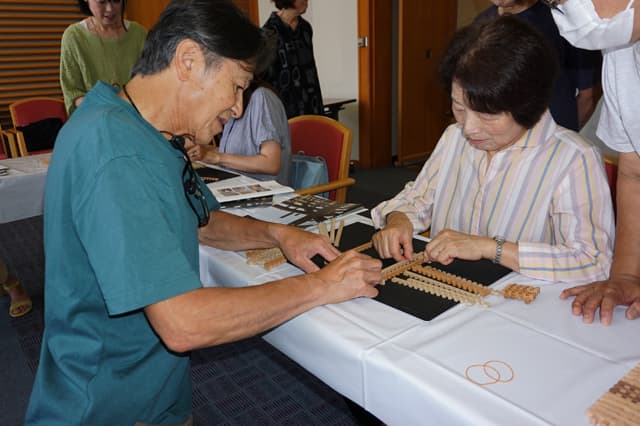 木工職人・川村克己さんが伝授 組み子細工の技に触れる