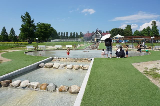 滋賀農業公園ブルーメの丘「せせらぎ小川」がオープン