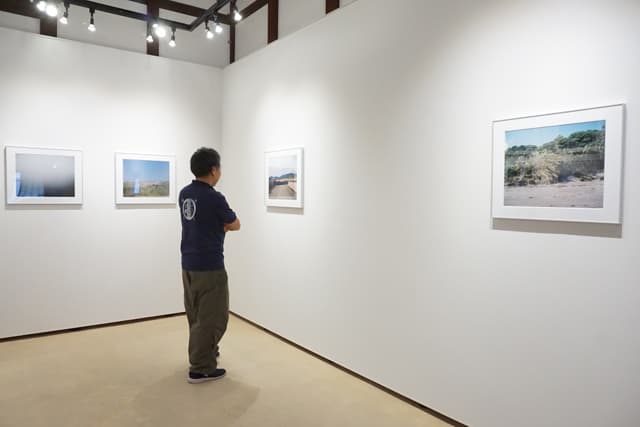 川崎祐氏の写真展「未成の周辺」