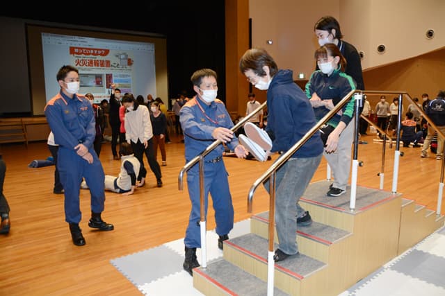緊急時の避難、介護施設で共有 能登川地区の介護職員らが研修会