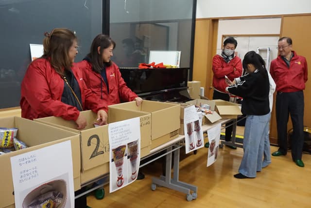 クリスマスイベントを盛り上げ