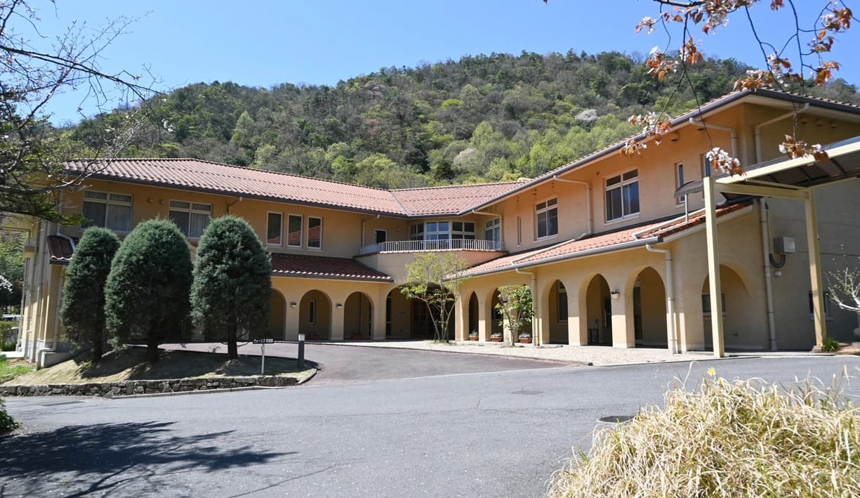 旧ヴォーリズ記念病院・ホスピス病棟を改修「ナーシングホーム ヴォーリズ希望館」開設